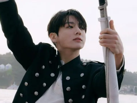 Khán giả lo lắng sau biến cố sức khỏe của Jungkook (BTS)