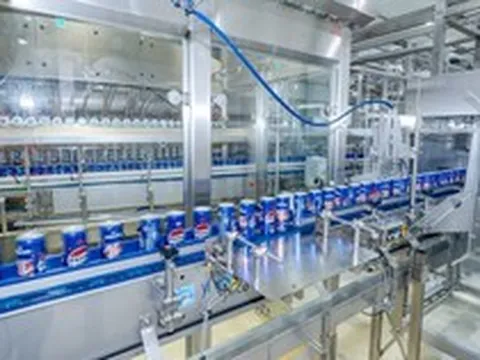 Từ chai nước tuổi thơ tới khoản đầu tư gần 8.000 tỷ tại miền Tây, tập đoàn 94 tỷ USD nói gì về xu hướng chọn đồ uống của Gen Z và Alpha Việt Nam?