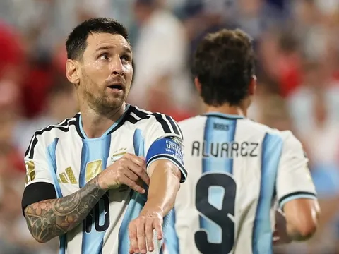 Phản ứng của Messi trước trận gặp tuyển Anh