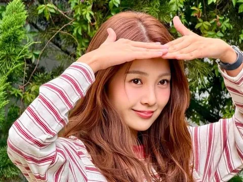 Nhan sắc trong veo của Tam Triều Dâng ở tuổi U30