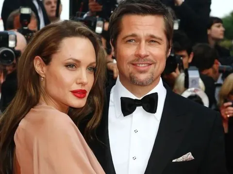 Thêm hai người con của Angelina Jolie làm thủ tục từ mặt Brad Pitt