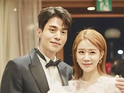 Lee Dong Wook tái hợp Yoo In Na sau 10 năm