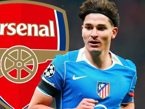 Arsenal quyết phá két vì Julian Alvarez