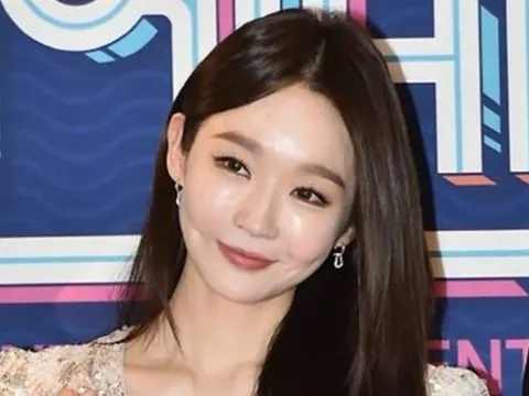 Kang Min Kyung lên tiếng giữa tin đồn kết hôn
