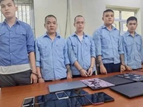 16 người dân ở Hà Nội bị chiếm tiền trong tài khoản ngân hàng: Bắt Nguyễn Tiến Sỷ và đồng bọn