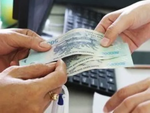 Công an cảnh báo: Giao dịch rút tiền mặt có thể bị điều tra nếu thuộc trường hợp này