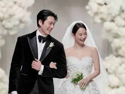 Một câu nói của Kim Woo Bin về Shin Min Ah gây bão mạng