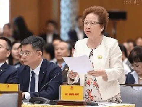 Gặp Thủ tướng, Chủ tịch BRG Nguyễn Thị Nga đề xuất hỗ trợ lãi suất 2% cho 1 lĩnh vực có dư nợ tăng hơn 20% mỗi năm
