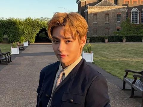 V (BTS) tiếp tục trở thành tâm điểm vì nghi vấn hẹn hò