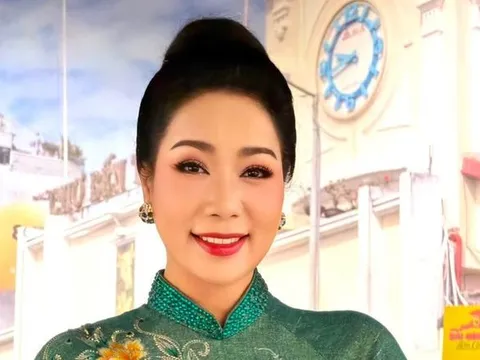 Không nhận ra NSND Trịnh Kim Chi ở tuổi U60