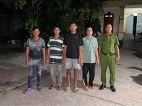 Công an điều tra tổng giao dịch chuyển khoản 26.700.000 đồng tại một quán cà phê, 4 người đàn ông bị bắt tạm giam
