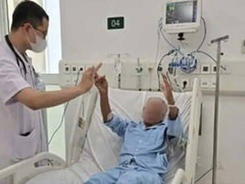 Thoát 'án tử' đột quỵ: Đừng bỏ lỡ '6 tháng vàng' giành lại trí nhớ