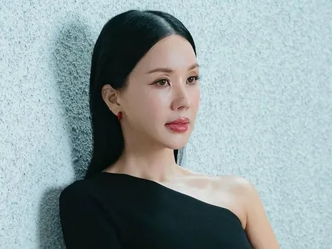 Uhm Jung Hwa ám ảnh sau biến chứng phẫu thuật ung thư