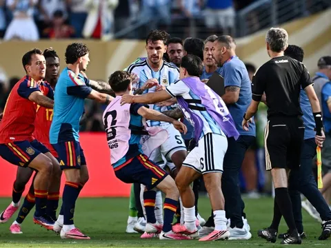 Dàn cầu thủ Argentina đối diện án treo giò nặng