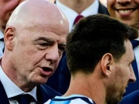 Messi phớt lờ Chủ tịch FIFA?