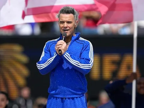 Robbie Williams lên tiếng sau nghi vấn dùng chất cấm tại chung kết World Cup 2026