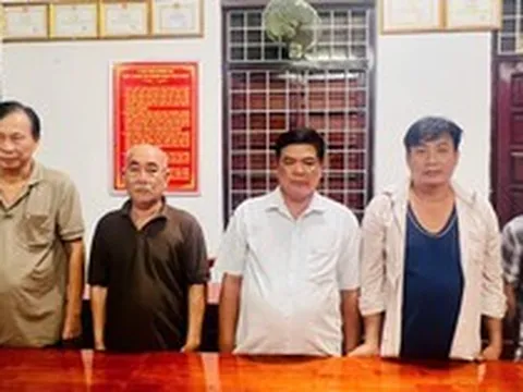 Công an điều tra khoản giao dịch gần 200 triệu đồng trong một ngày, mời 6 người về làm việc