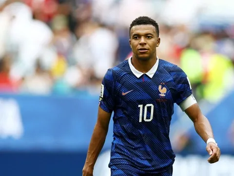 Mbappe 'nổi loạn' vì bất công tại tuyển Pháp