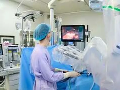 Bệnh nhi 14 tuổi mắc ung thư vòm mũi họng, dấu hiệu cảnh báo bố mẹ đừng bỏ qua