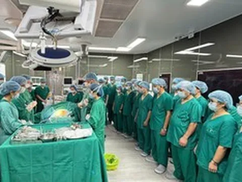 Người đàn ông hiến tạng viết tiếp 3 cuộc đời hồi sinh