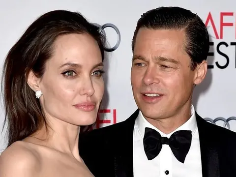 Angelina Jolie cảm thấy thế nào về việc các con bỏ họ của Brad Pitt?