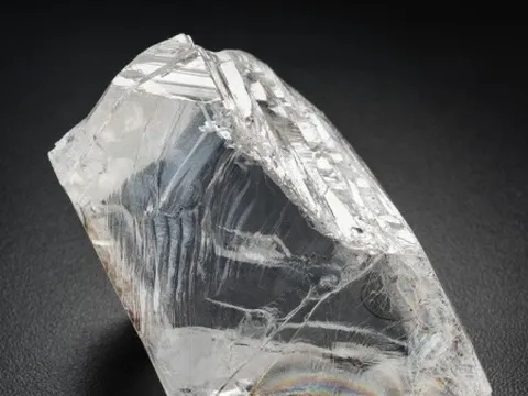 Giải mã nguồn gốc những viên kim cương khổng lồ nhất Trái đất