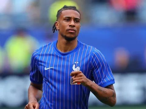 Real Madrid rút lui vụ Olise