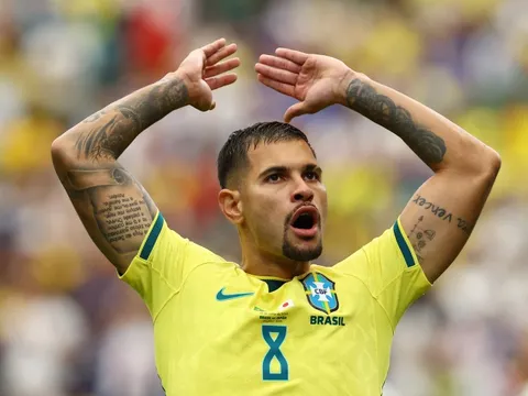 Arsenal ra giá mua Bruno Guimaraes