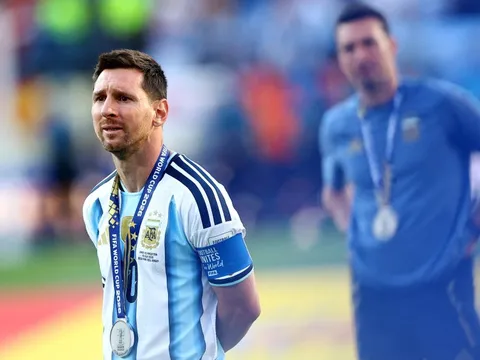 Messi lần đầu lộ diện sau chung kết World Cup