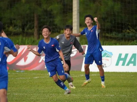 Xác định bốn đội vào bán kết giải U17 Quốc gia