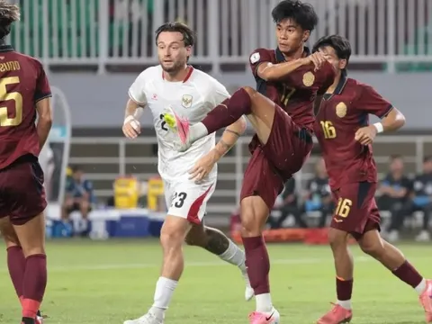 CĐV Indonesia: 'Việt Nam đang run rẩy'
