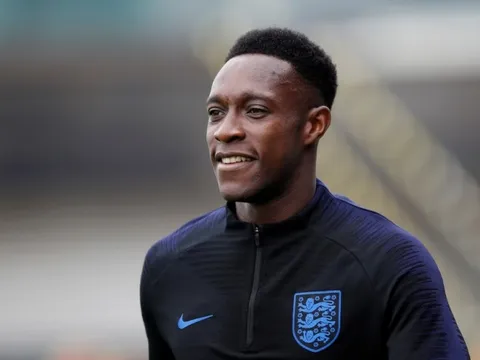 Ferdinand kêu Welbeck từ chối Chelsea