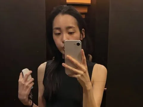 Giảm 17kg, Kim Min Ha gây bất ngờ với diện mạo mới