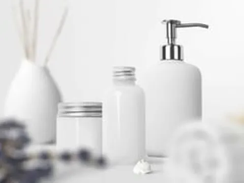 Bộ Y tế thu hồi số công bố của 313 loại mỹ phẩm quen thuộc