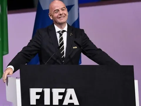 Chủ tịch FIFA bị điều tra