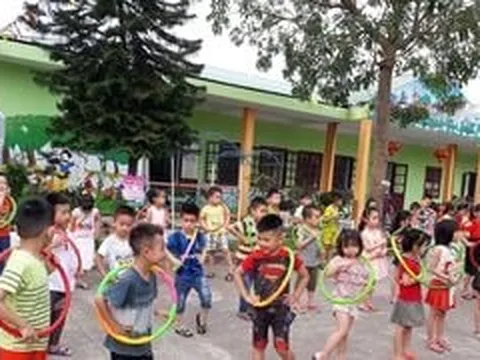 Bộ Y tế: Trẻ 1-5 tuổi cần vận động 180 phút/ngày, hạn chế tối đa xem điện thoại