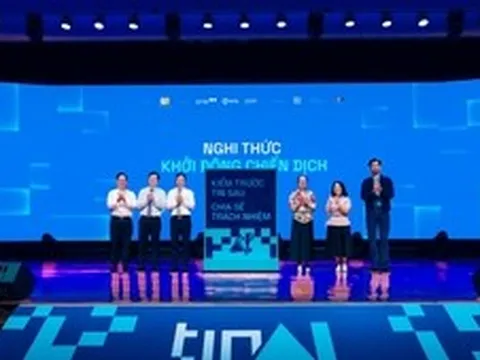Khởi động 'Chiến dịch TinAI?' và ra mắt bản tin 'Thật giả - Kiểm chứng'