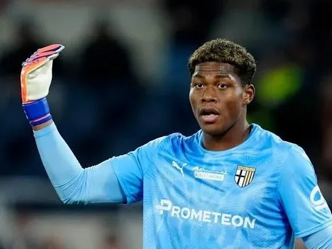 PSG bị Parma hét giá cho sao Nhật Bản