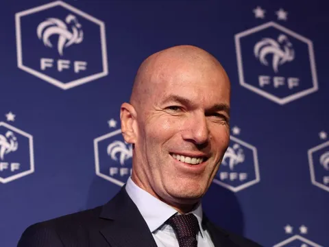 Zidane tạo cơn sốt