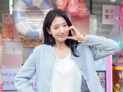 Hé lộ gây tò mò của Park Shin Hye khi mang thai lần 2