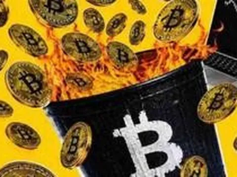 Bitcoin trước phép thử tháng 8: Lịch sử 4 năm liên tiếp đều nhuộm đỏ, mốc 60.000 USD bị đe dọa
