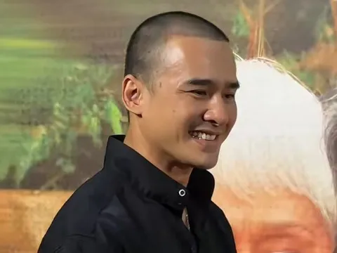 Xôn xao hình ảnh Lương Thế Thành cạo trọc đầu khi Thúy Diễm đang mang thai