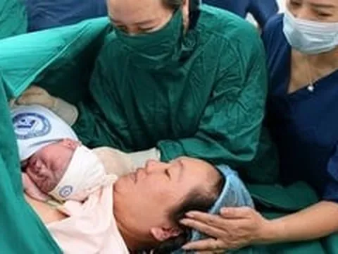 Tiếng khóc chào đời đánh dấu ngày BV Phụ sản Trung ương cơ sở 2 hoạt động