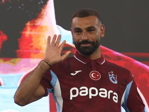 Salah rời sân khấu lớn