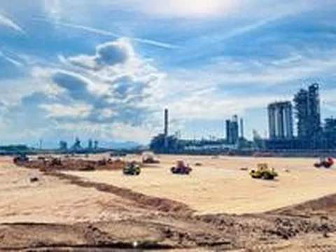 Dự án 1,5 tỷ USD của nhà máy lọc dầu đầu tiên tại Việt Nam có động thái quan trọng