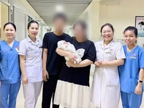 Hơn 60 ngày giành giật sự sống cho em bé sinh non 26 tuần
