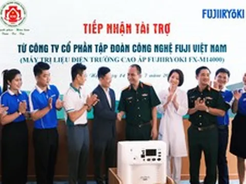 Bệnh viện Trung ương Quân đội 108 ứng dụng công nghệ điện trường cao áp tích hợp AI trong phục hồi chức năng