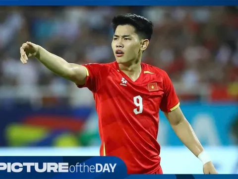 Khoảnh khắc ASEAN Cup: Đình Bắc dẫn đầu danh sách Vua phá lưới