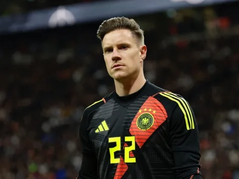 Ter Stegen thách thức vị trí của tuyển thủ Indonesia