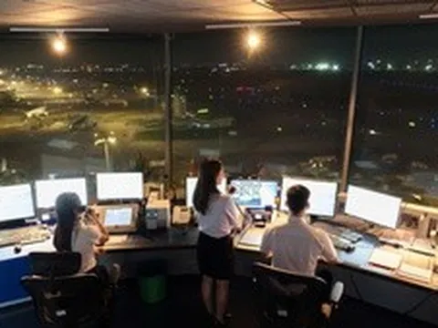 Hơn 70 chuyến bay tại Tân Sơn Nhất phải dừng, chờ do phát hiện drone